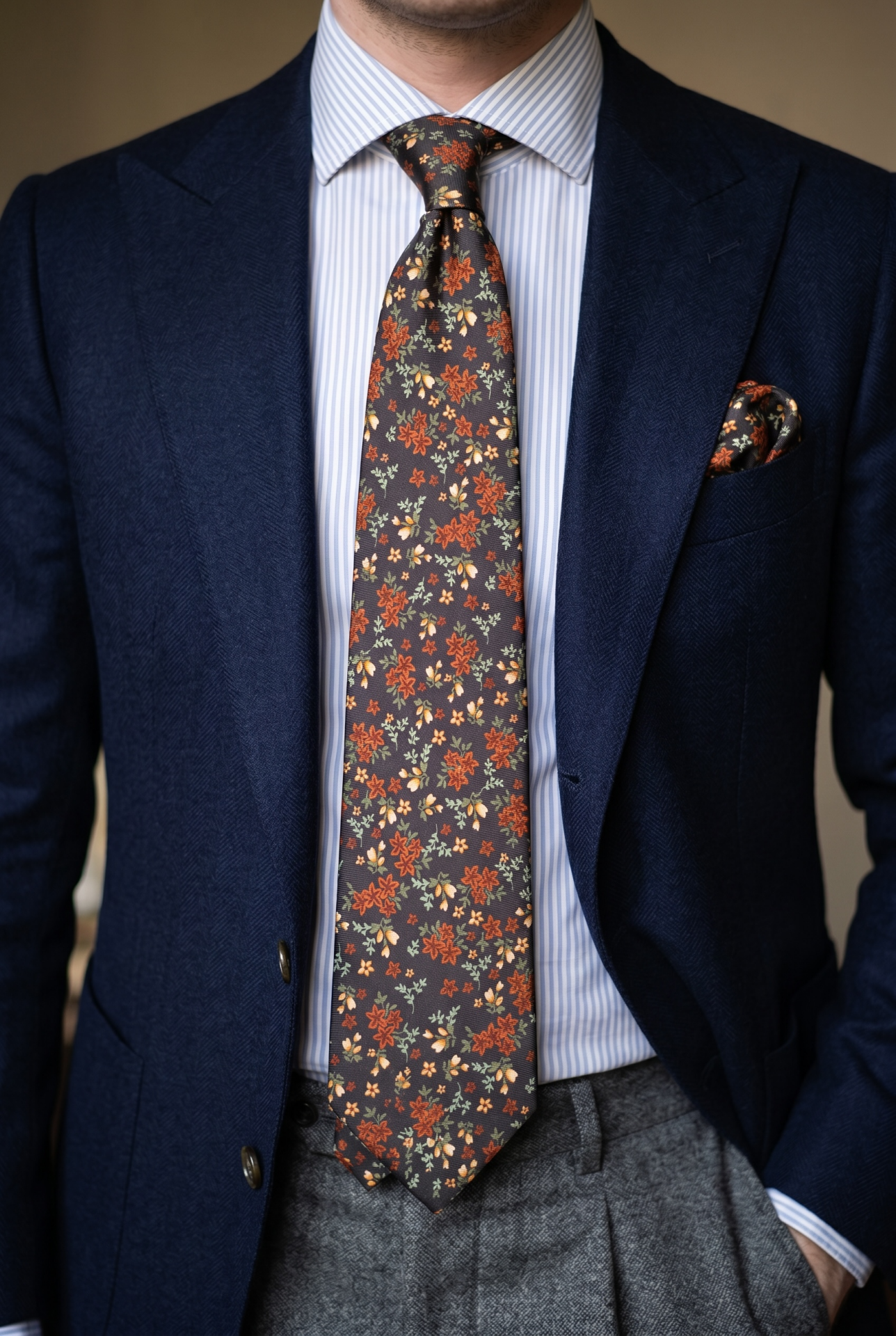 Siyah Çiçek Desen Premium Art Silk Koleksiyonu